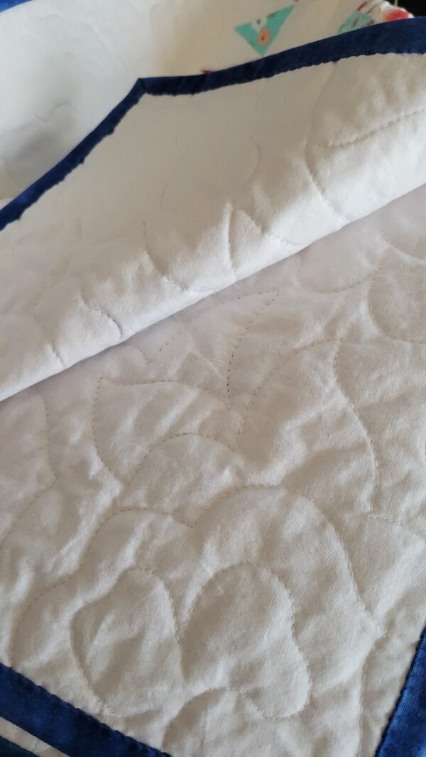 Gorgeous Handmade Quilt - Image 2